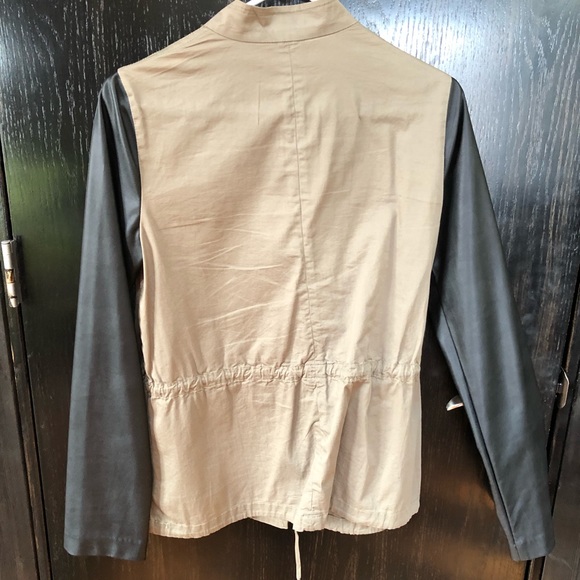 Jacket - Picture 4 of 6